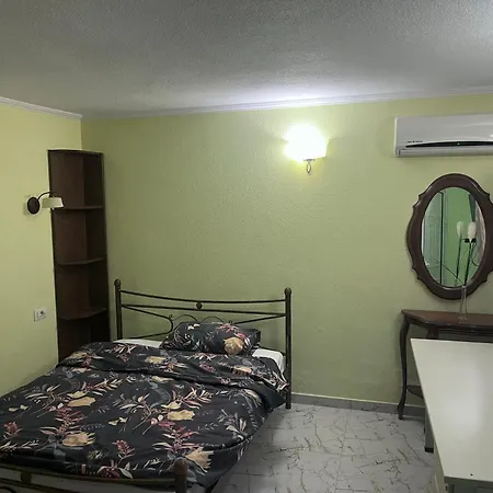 Ionian Guest House, Dhermi * 히마레